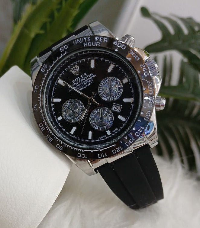 ساعة رجالي بتصميم فاخر – لأن التفاصيل بتفرق